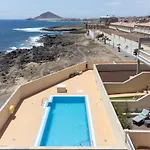 Home2book Ocean View House El Medano, Pool
