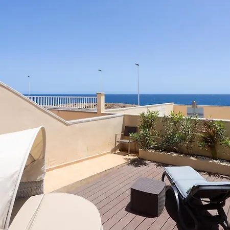 Casa de Férias Home2book Ocean View House El Medano, Pool *