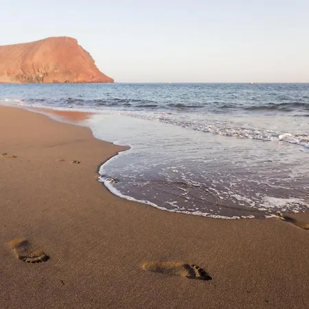 Home2book Ocean View House El Medano, Pool *