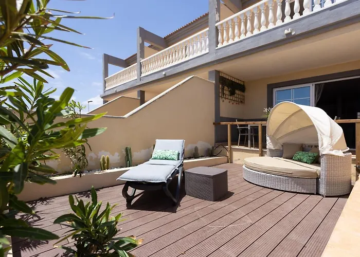 Home2book Ocean View House El Medano, Pool بيت للعطل