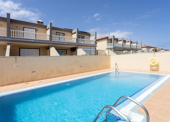 Home2book Ocean View House El Medano, Pool