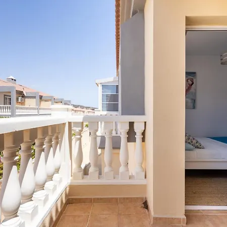 Home2book Ocean View House El Medano, Pool