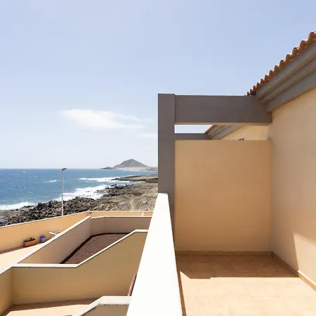Home2book Ocean View House El Medano, Pool