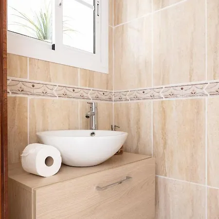 Home2book Ocean View House El Medano, Pool