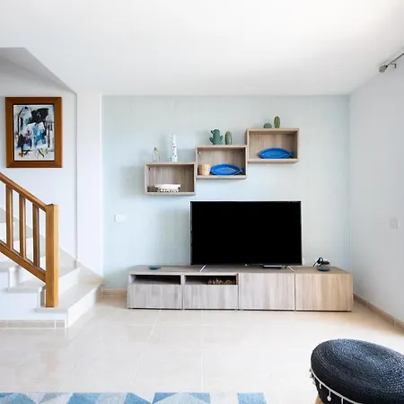 Casa vacanze Home2book Ocean View House El Medano, Pool