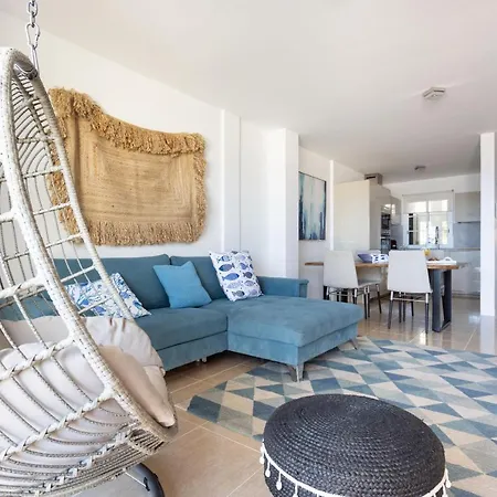 Dom wakacyjny Home2book Ocean View House El Medano, Pool